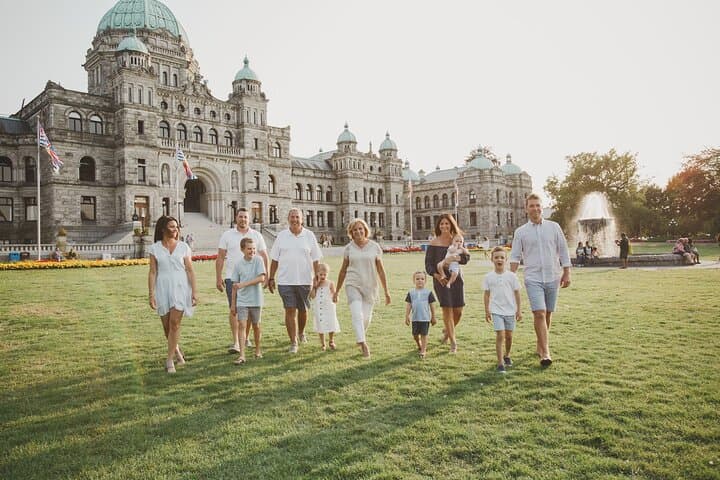 Victoria Private Vacation Photography Session — Capture Iconic Inner Harbour Moments with a Local Pro photo 1