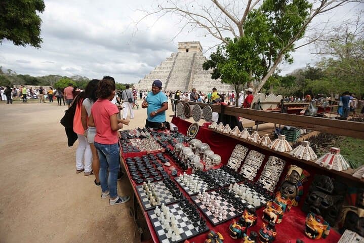 Full-Day Chichén Itzá, Cenote & Valladolid Tour with Buffet photo 6