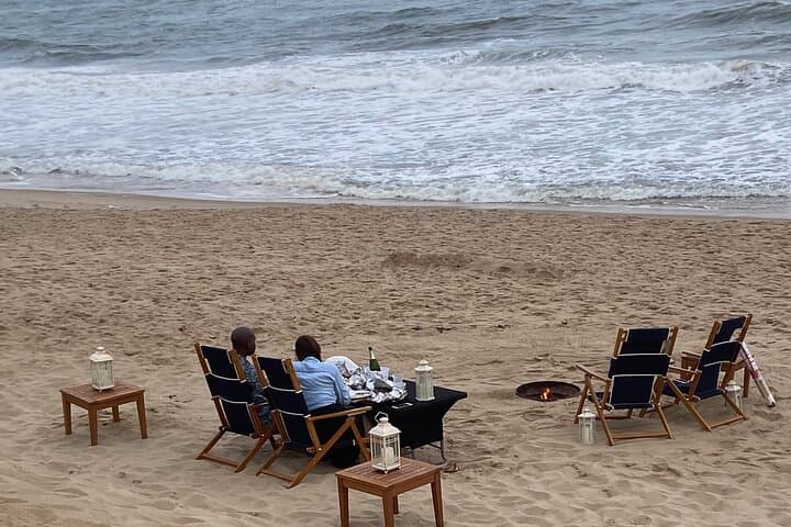 Luxury Beach Bonfire and Picnic Dinner at Town Line Beach — East Hampton Evening Experience photo 4