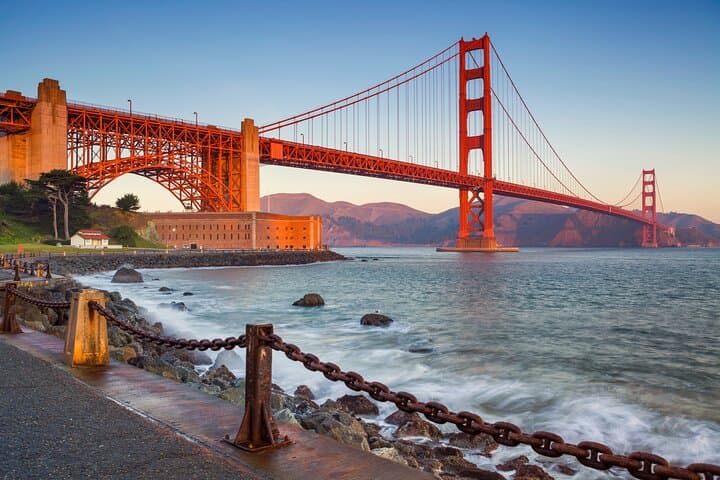 SFO Airport Transfer and Private 2-Hour San Francisco Sightseeing Tour photo 3