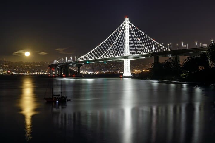 SFO Airport Transfer and Private 2-Hour San Francisco Sightseeing Tour photo 5