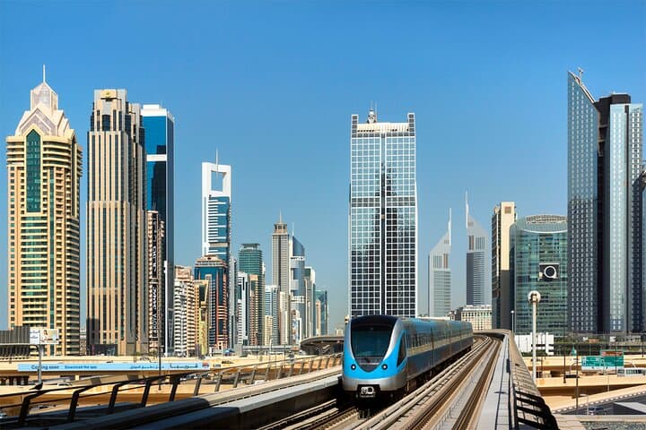 Dubai Private 8‑Hour Car Hire — Chauffeur-Driven SUV for City & Desert photo 6