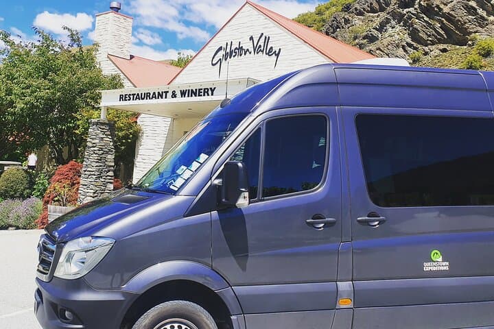 Queenstown VIP Wine Drop & Hop Tour — Arrowtown and Gibbston Valley Wineries photo 1