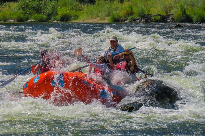 Half-Day Rafting Through Hellgate Canyon on the Rogue River photo 6