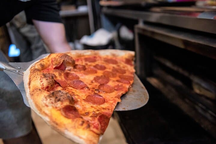 North End Pizza & Freedom Trail Walking Tour: Boston History and Pizza Tasting photo 6