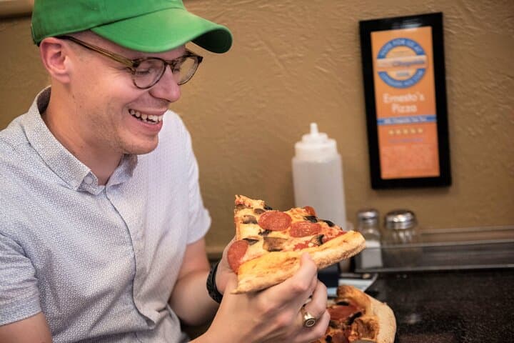 North End Pizza & Freedom Trail Walking Tour: Boston History and Pizza Tasting photo 4