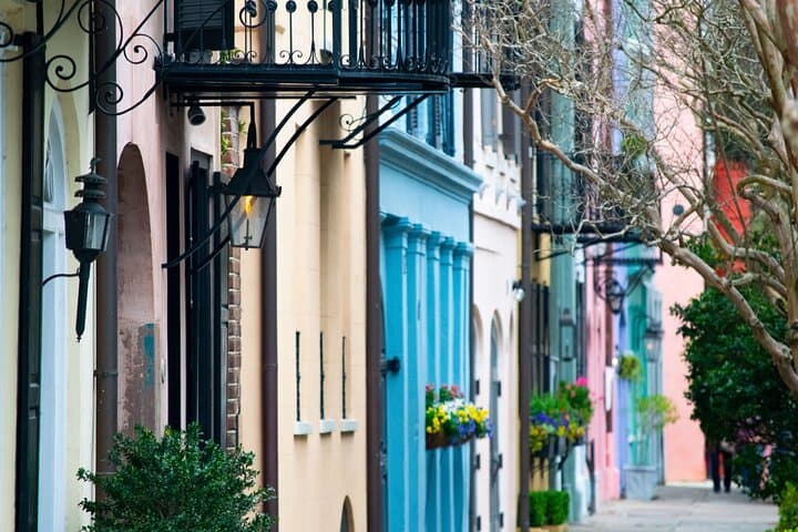 Historic Charleston Walking & Storytelling Tour — Pirates, Patriots & Porchfront Charleston