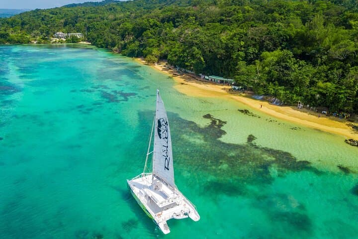 Catamaran Cruise to Dunn's River Falls: Snorkel, Dance & Climb from Ocho Rios photo 2