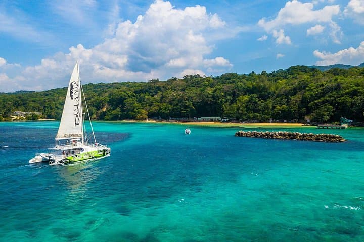 Catamaran Cruise to Dunn's River Falls: Snorkel, Dance & Climb from Ocho Rios photo 4
