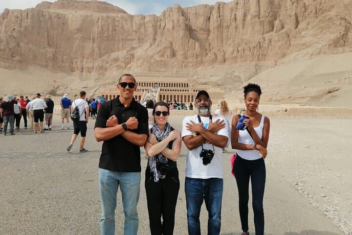 4-Day Nile Cruise from Aswan to Luxor & Abu Simbel (Hot Air Balloon Option) photo 6