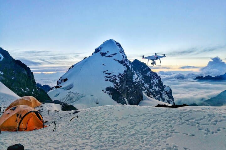 3 Days Pequeño Alpamayo: Glacier Training and Summit in the Cordillera Real photo 4