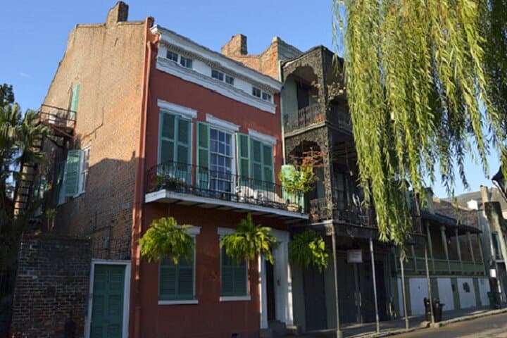 Historic French Quarter Walking Tour: 2-Hour Cultural Crash Course in New Orleans photo 2