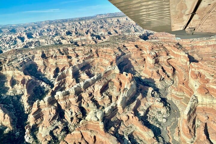 Canyonlands Airplane Tour: A 60-Minute Aerial View of Island in the Sky & The Needles