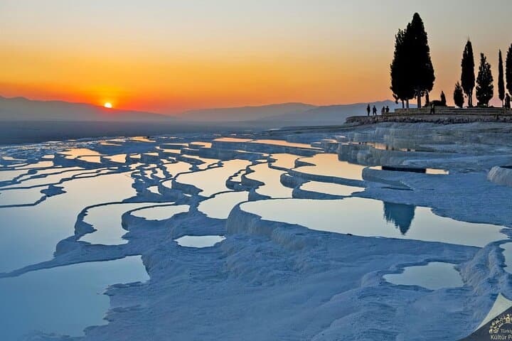 6-Day Western Anatolia: Istanbul, Cappadocia & Pamukkale Highlights