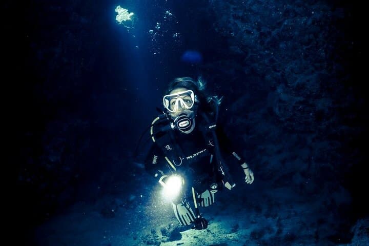 Tenerife Night Dive Guide: SSI Night Dive Specialty — After-Dark Scuba Essentials photo 3