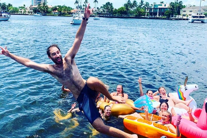 Fort Lauderdale Family Boat Cruise and Sandbar Swim photo 4