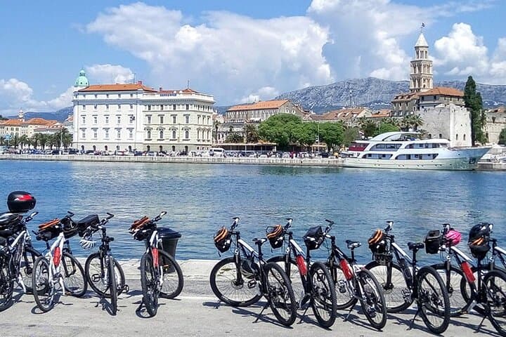 8-Day Cycling Tour along Croatia's Dalmatian Coast photo 6
