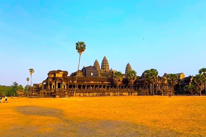 Private Half-Day Angkor Temple Tour: Angkor Wat, Bayon & Ta Prohm by Car photo 2