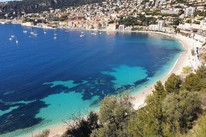 Private Cruise Highlights of the French Riviera with a Local Guide photo 3