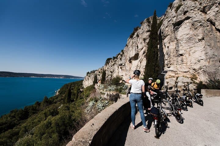 E‑Bike Around Split: Marjan Park, Riva & Ancient Views photo 3