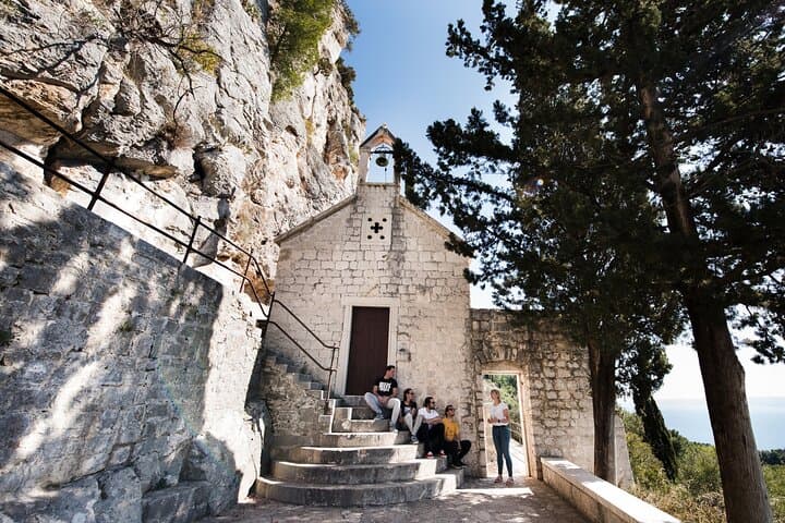 E‑Bike Around Split: Marjan Park, Riva & Ancient Views photo 4