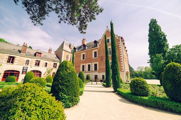 Private Loire Valley Day Trip: Chenonceau, Chambord & Cheverny from Paris photo 4