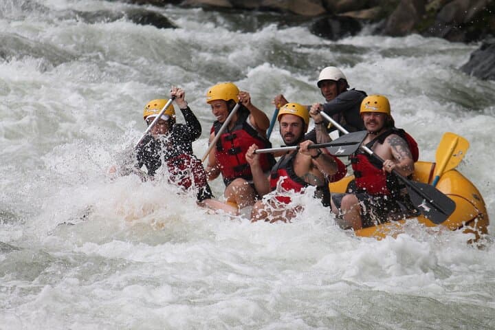Arenal White Water Rafting Class 4 on the Sarapiquí River (With Lunch) photo 5