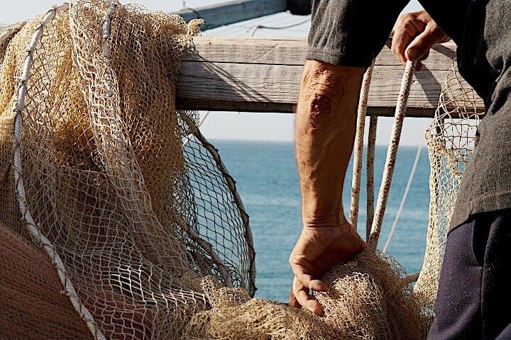 Traditional Trabucco Fishing at Molinella: Hands-On Ancient Seacraft in Vieste photo 4