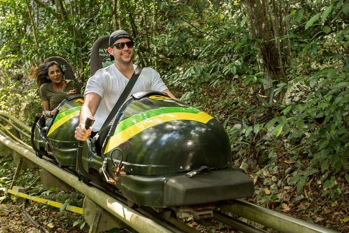 Montego Bay to Mystic Mountain: Private Roundtrip Transfer for Rainforest Adventures