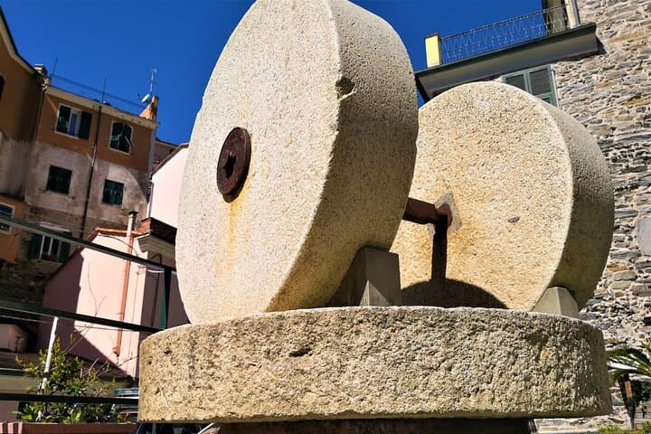 Full-Day Private Tour: Portovenere & Cinque Terre from Montecatini Terme photo 2