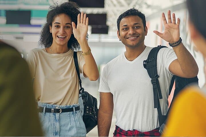 Dubai Airport Private Transfer: Fast Meet-and-Greet Ride to Dubai Hotels photo 2