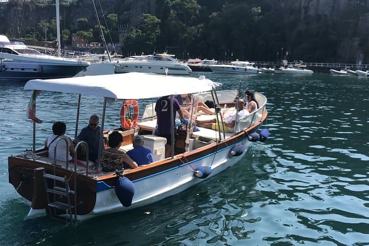 AperitivBoat Nerano: Sorrentine Bay Aperitif Cruise to Nerano photo 6