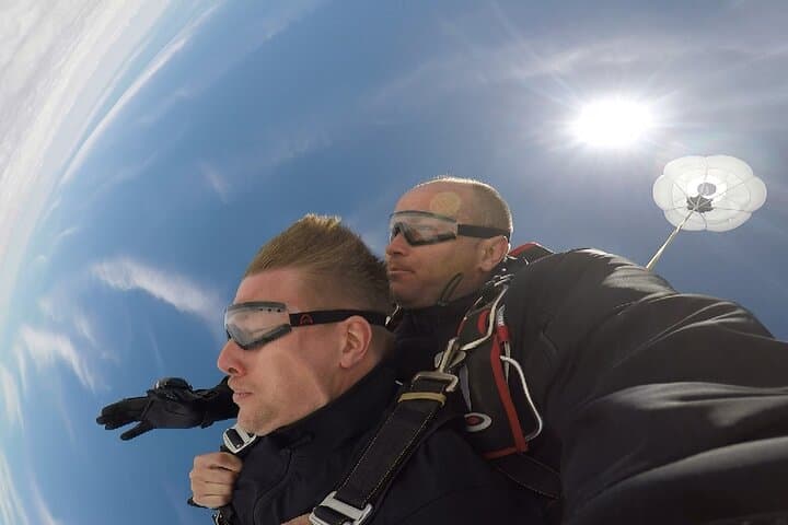 Tandem Skydiving Over Belgrade — 3,000m Freefall Experience photo 2