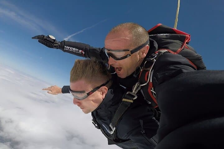 Tandem Skydiving Over Belgrade — 3,000m Freefall Experience photo 3