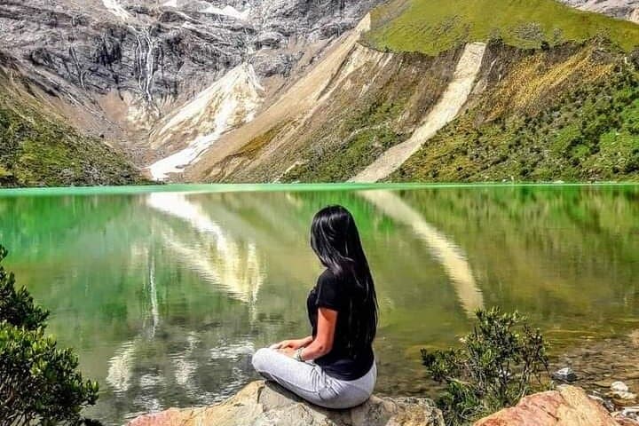 Humantay Lagoon: High-Altitude Day Hike from Cusco to the Turquoise Tarn photo 4