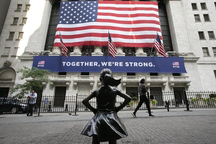 Wall Street Walking Tour: Exploring New York's Financial District
