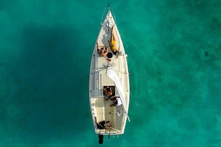 Private Sailboat Experience on Bacalar Lagoon — Swim, Sail & See Stromatolites photo 4