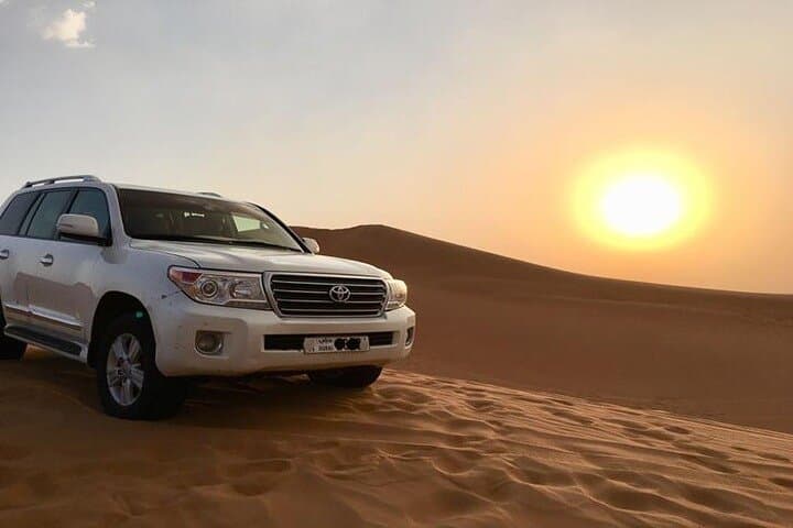 Sunset Red Dunes 4x4 Camel Safari with BBQ Dinner in Dubai photo 5
