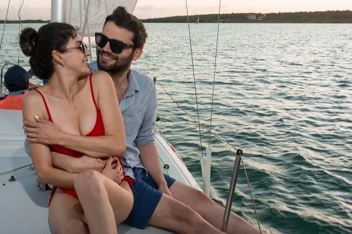 Private Sailboat Experience on Bacalar Lagoon — Swim, Sail & See Stromatolites photo 5