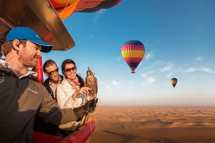 Sunrise Hot Air Balloon Ride Over Dubai Desert: Sunrise Balloon Experience
