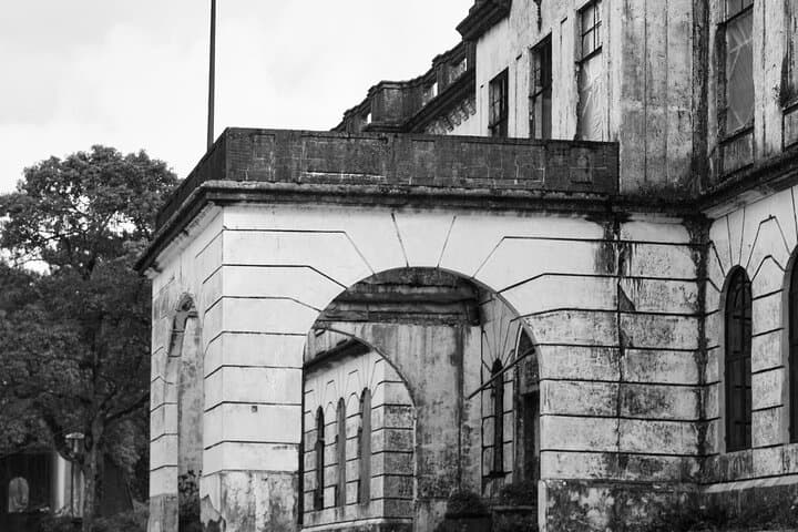 1900 Storm on the Strand Ghost Tour: Haunted Walking Tour in Galveston photo 5