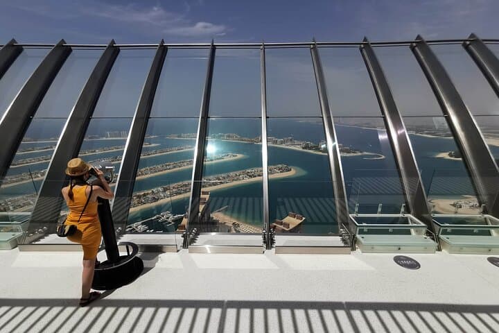 Half-Day Dubai Sightseeing: The View at The Palm Tower + Local Highlights