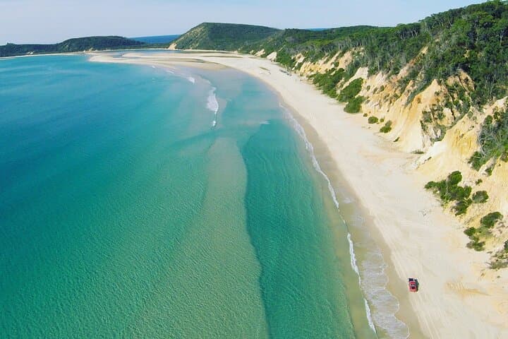 Rainbow Beach Stand Up Paddle & Double Island Point 4x4 Tour photo 5