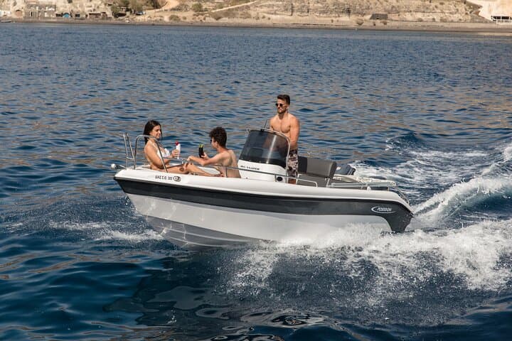 Cruise Santorini Your Way: 5-Hour License-Free Boat Rental from Vlychada photo 2
