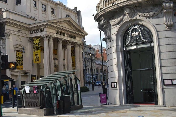 Walk in 007s Footsteps: James Bond Self-Guided Audio Tour in London photo 4