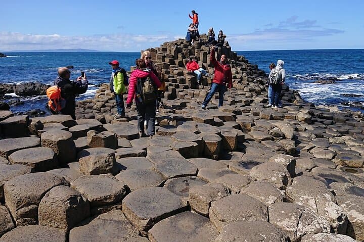 Private Shore Excursion to Giant's Causeway from Belfast Cruise Terminal