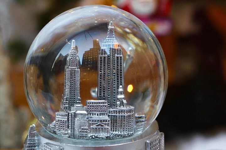 NYC Frostbite Holiday Photo & Video Experience — Private Manhattan Winter Session photo 3