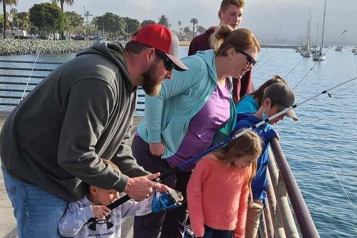 San Diego Pier Fishing: 2-Hour Crystal Pier Shore Experience photo 6