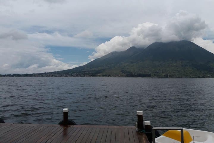 Otavalo Market & Equator Day Trip: Cayambe, Quitsato, Cotacachi and Cuicocha photo 2