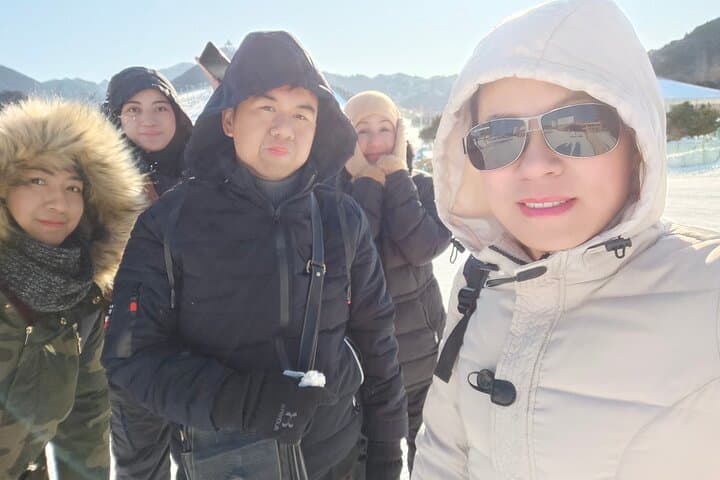 Nanshan Ski Resort Private Tour from Beijing — English-Speaking Driver & Entrance Ticket photo 4
